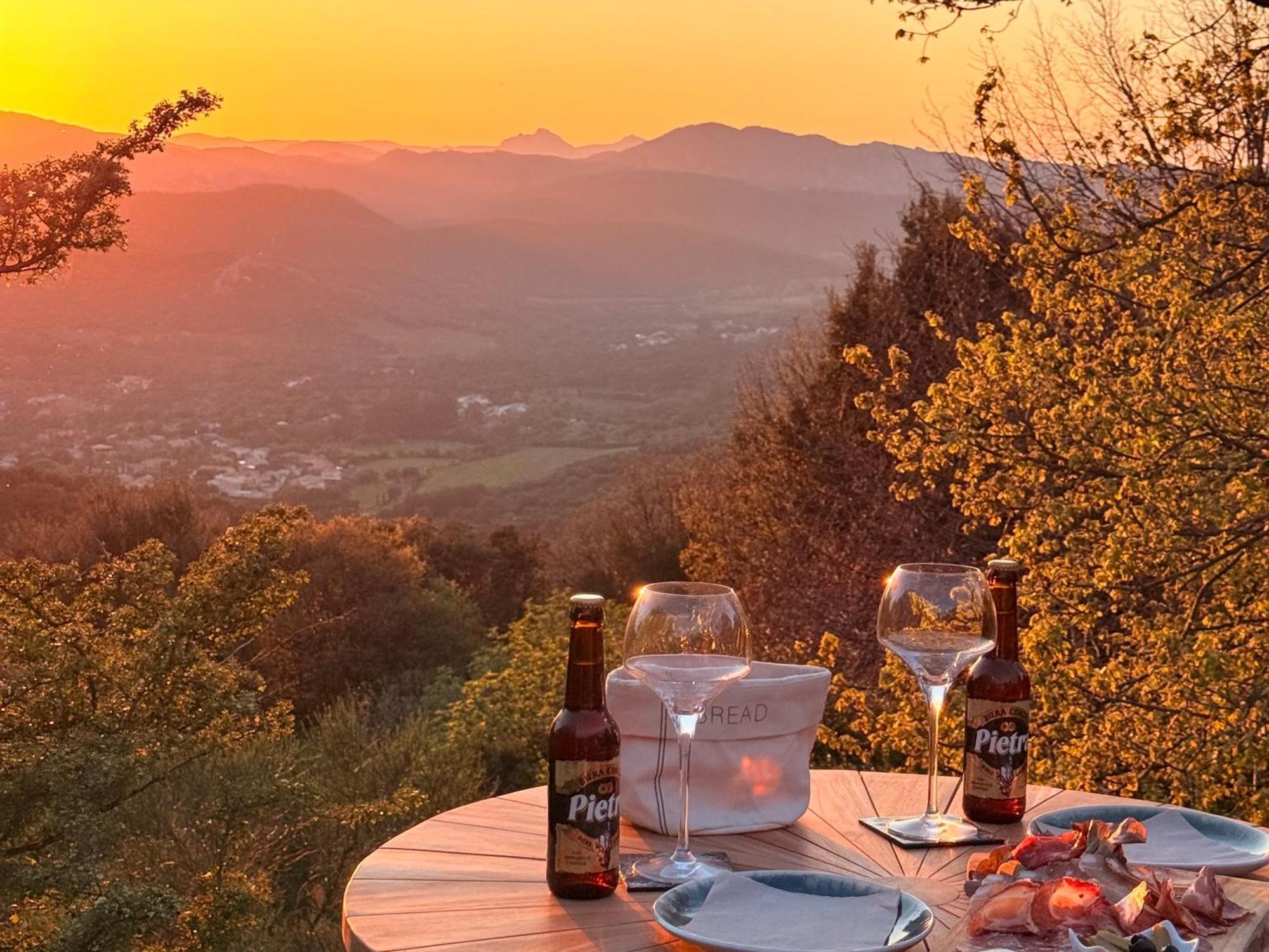 Carpediem_Corsica Poggio-d'Oletta Luaran gambar